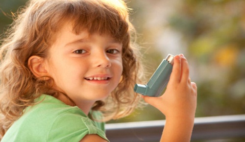 آیا شرایط آب و هوایی می تواند بر بیماری آسم کودک اثرگذار باشد؟