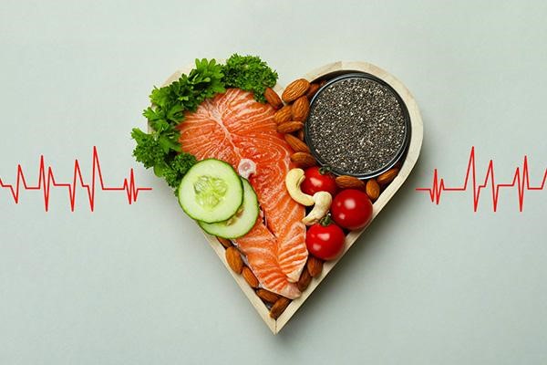 برای کنترل فشار خون بالا چه بخوریم؟ لیست مواد غذایی مجاز و ممنوع