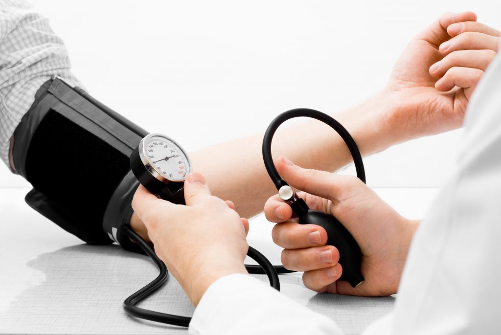7 نکته مهم برای گرفتن فشار خون صحیح در منزل