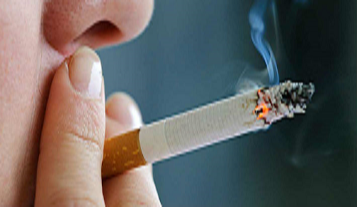 شانس بقای ایمپلنت در سیگاریها کاهش می یابد