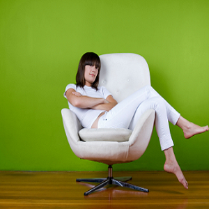 چرا نشستن طولانی مدت برای سلامت مضر است؟