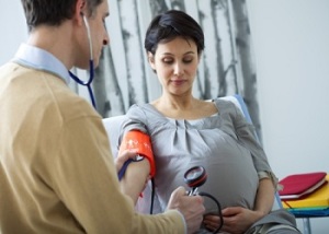 تشخیص و کنترل فشار خون بالای بارداری